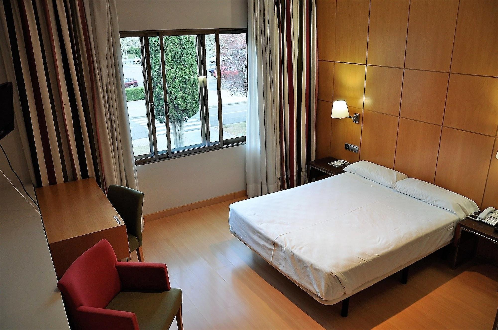 Hotel Feria Valladolid Exterior photo